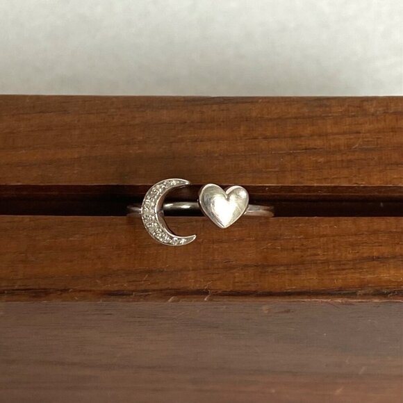 Sterling Silver 925 Dainty Diamond Crescent Moon & Heart Bypass Band Ring Sz 5 - Picture 3 of 16